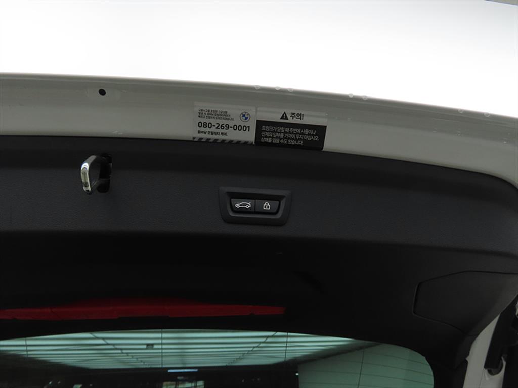 BMW 1 series 2022 Blanco - Importación desde Corea - HF Imports Iquique - Foto 17