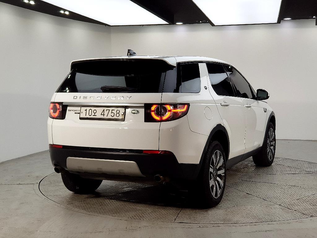 Land Rover Discovery Sports - Vista 4