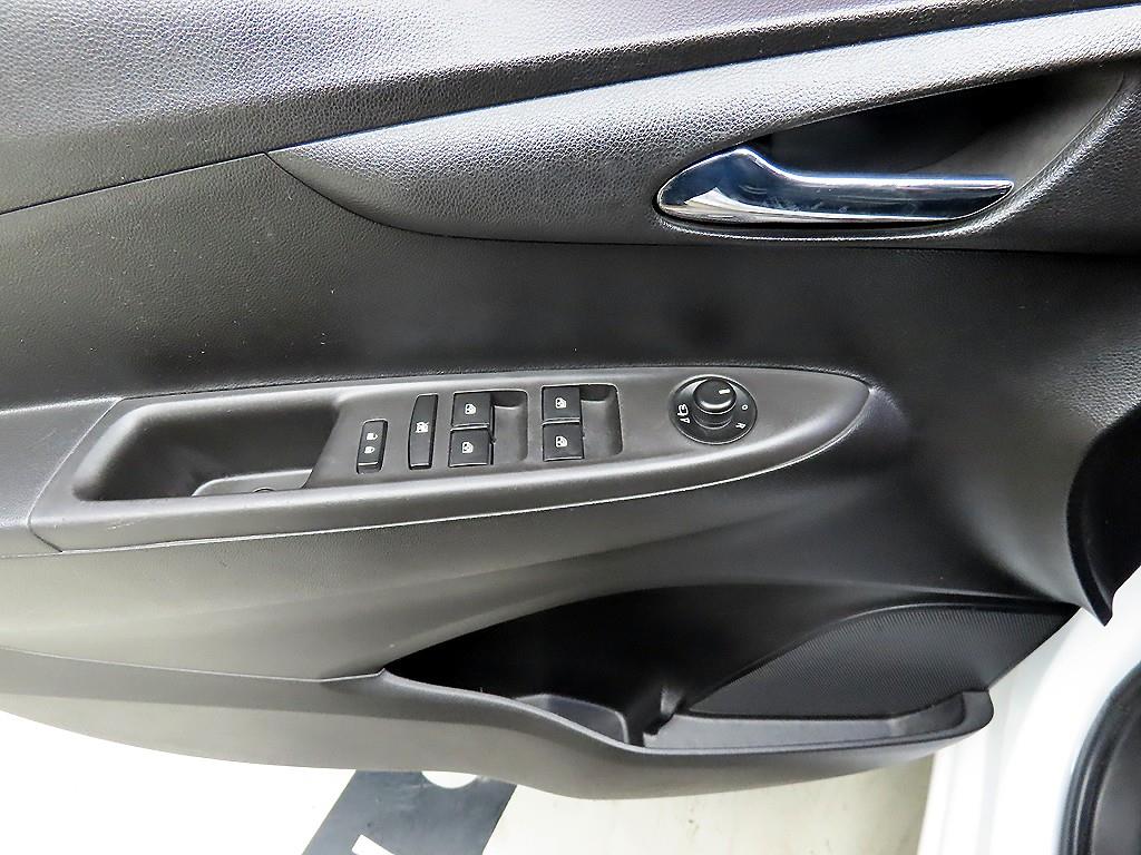 Chevrolet Spark - Vista 11