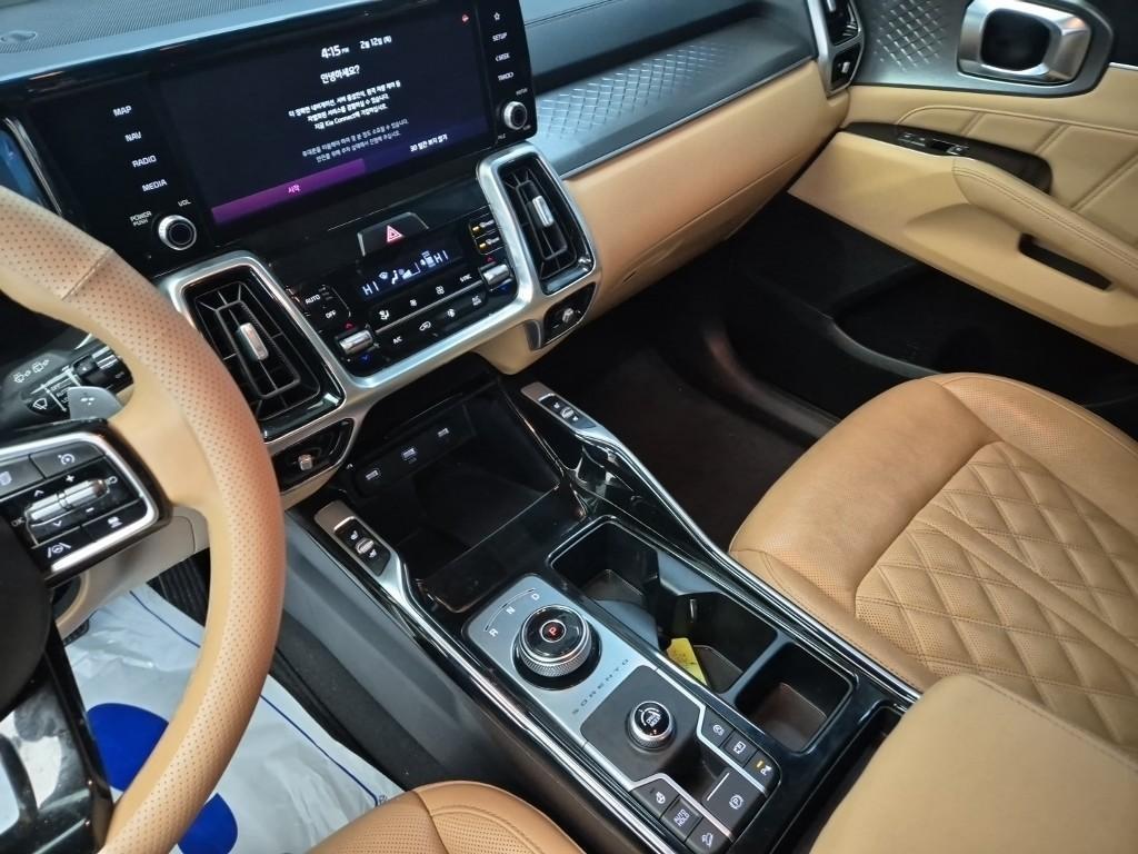 KIA Sorento - Vista 9