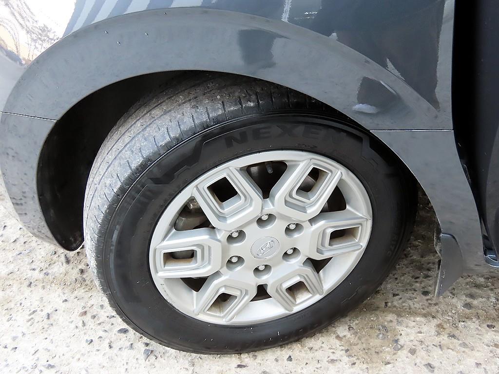 HYUNDAI Staria 2023 Gris - Importación desde Corea - HF Imports Iquique - Foto 17