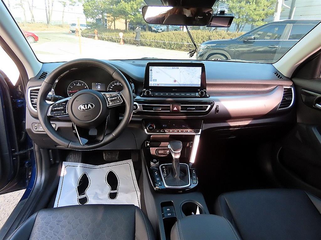 KIA Seltos - Vista 7