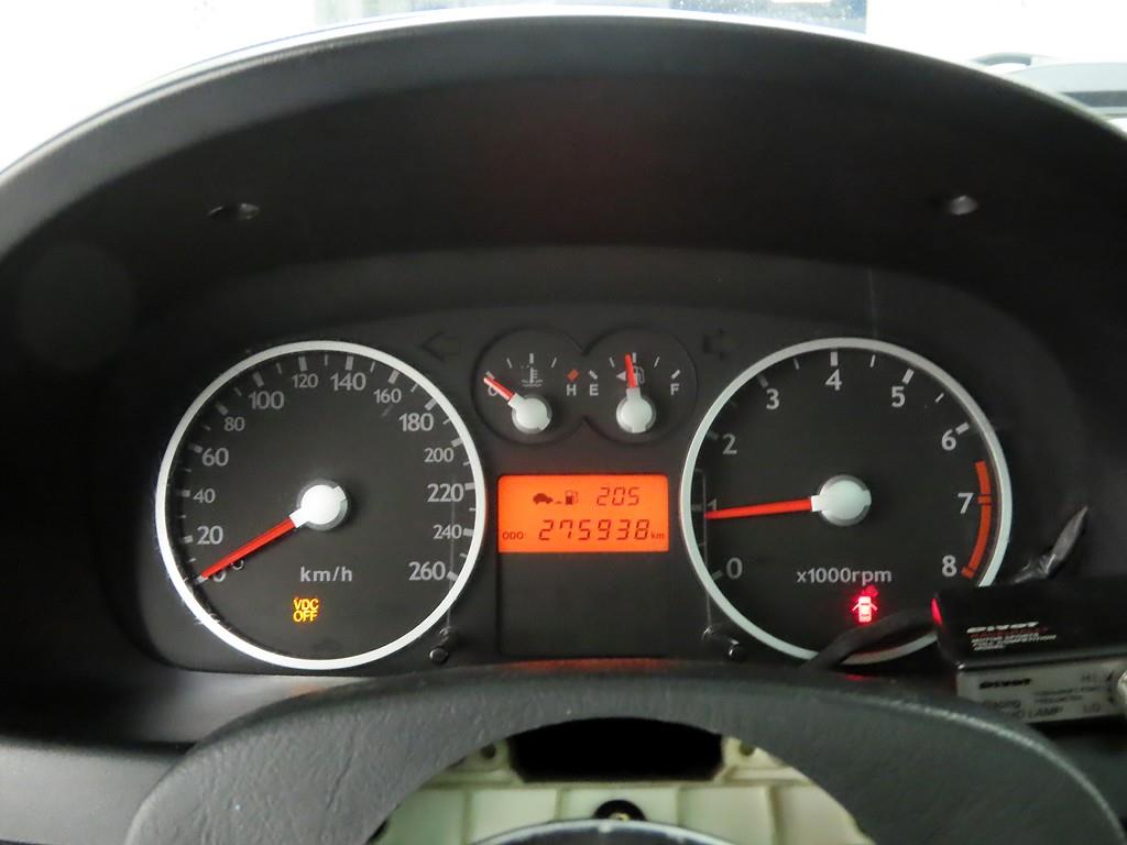 HYUNDAI Tuscani - Vista 5