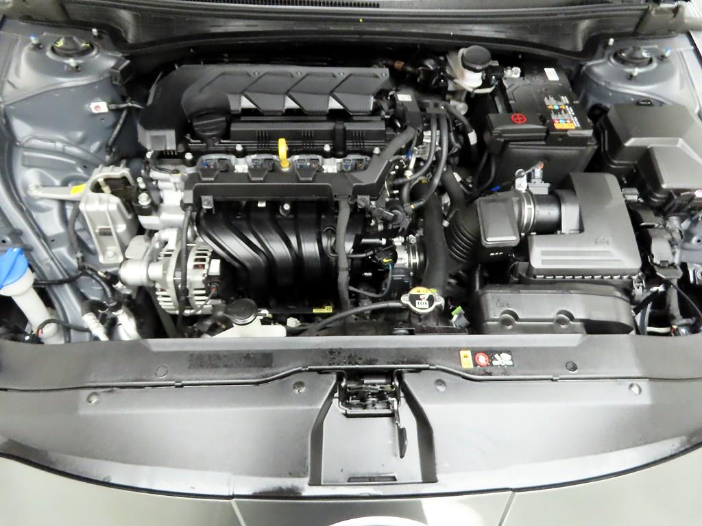 HYUNDAI Avante - Vista 6