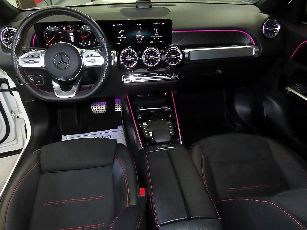 Mercedes Benz GLB Class - Vista 10