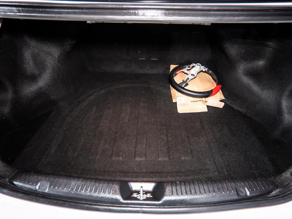 HYUNDAI Avante 2012 Blanco - Importación desde Corea - HF Imports Iquique - Foto 18