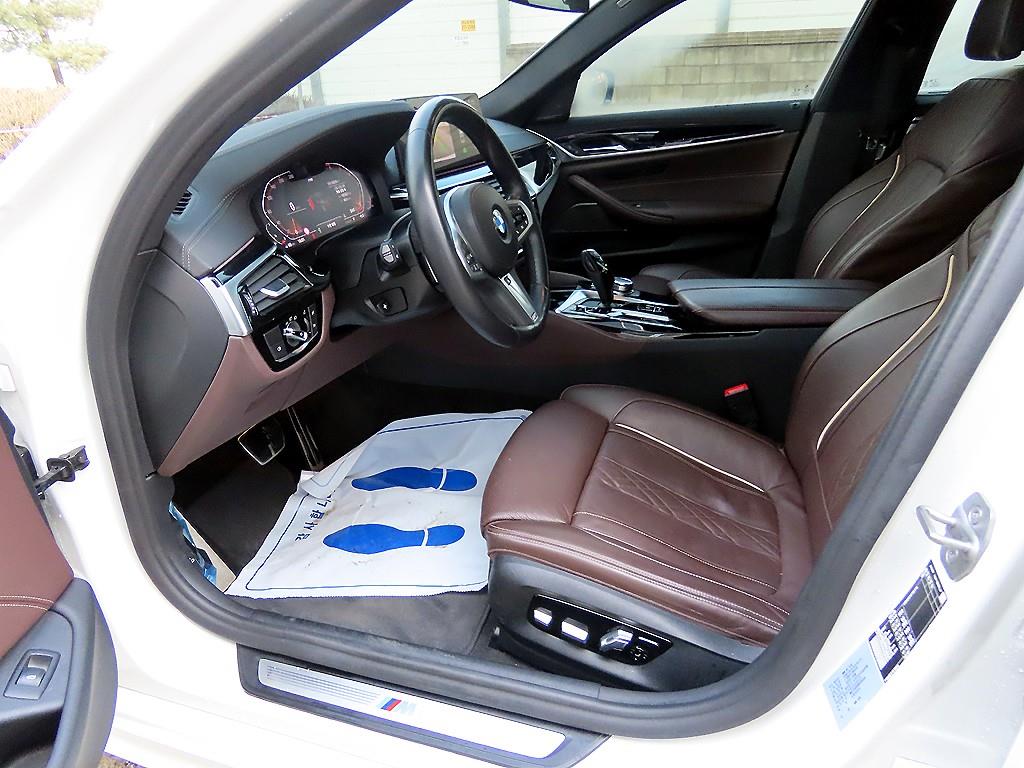 BMW 5 Series - Vista 5