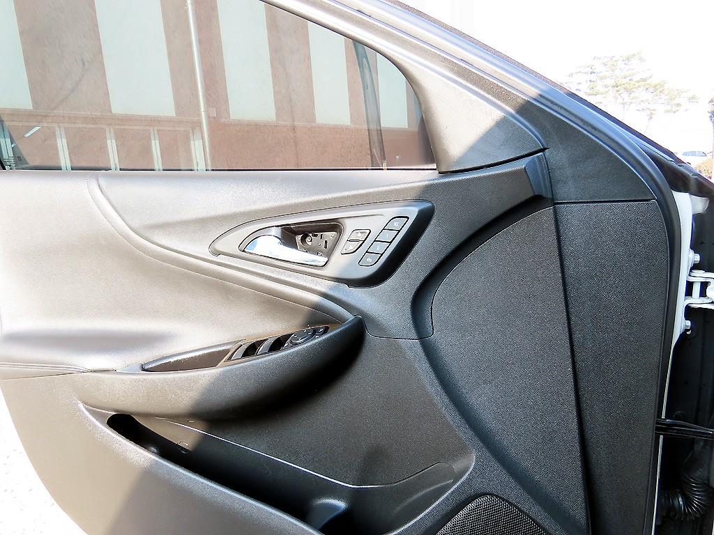 Chevrolet Malibu - Vista 11