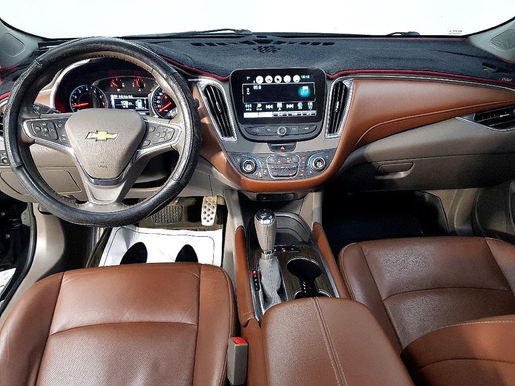 Chevrolet Malibu - Vista 5