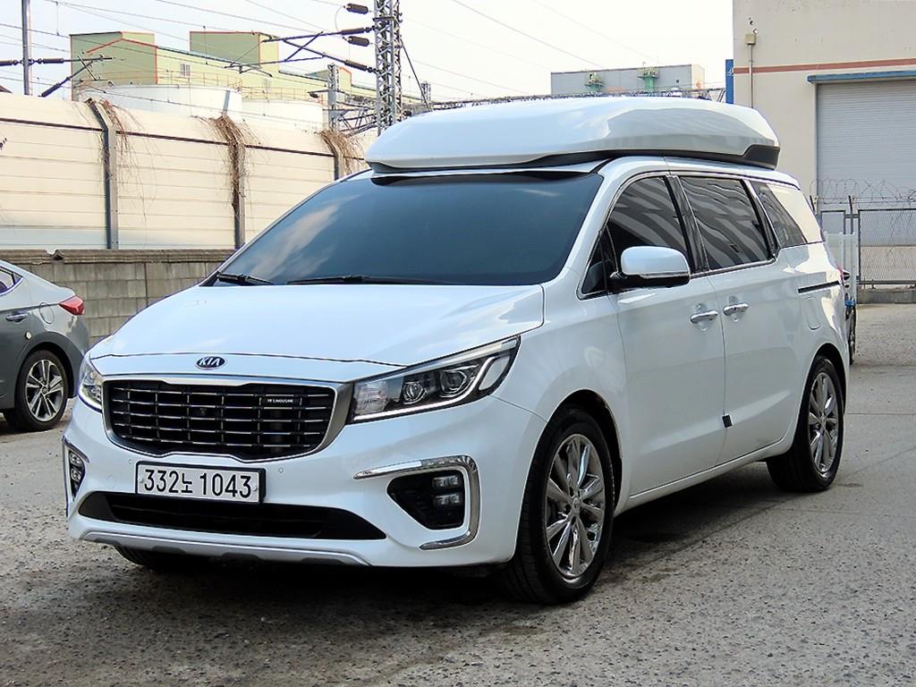 KIA Carnival - Vista 2