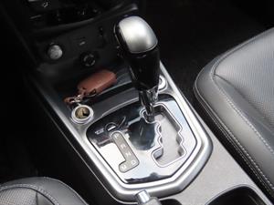 Ssangyong Tivoli - Vista 12