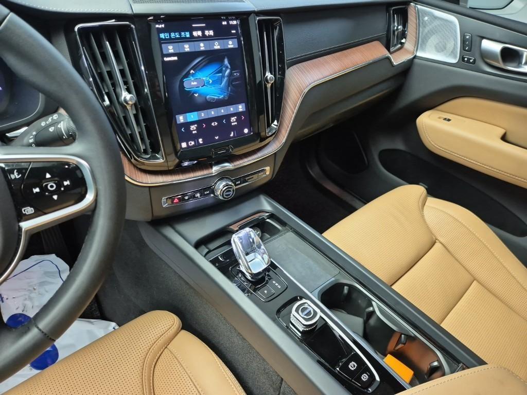 Volvo XC60 - Vista 10