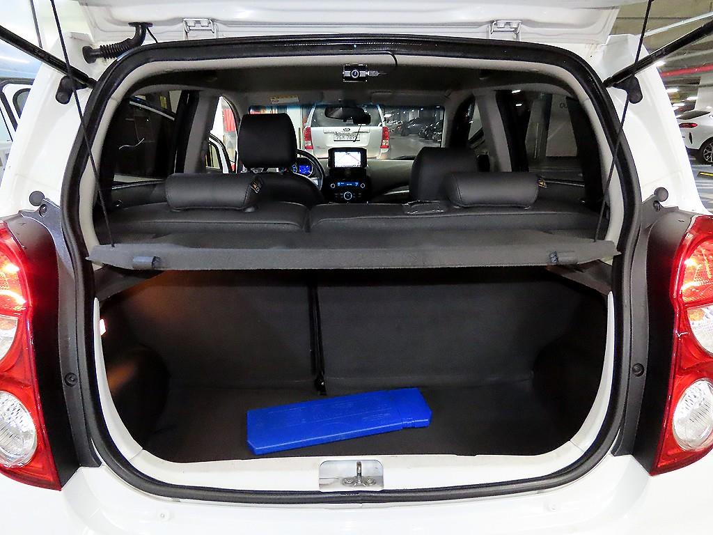 Chevrolet Spark 2015 Blanco - Importación desde Corea - HF Imports Iquique - Foto 17