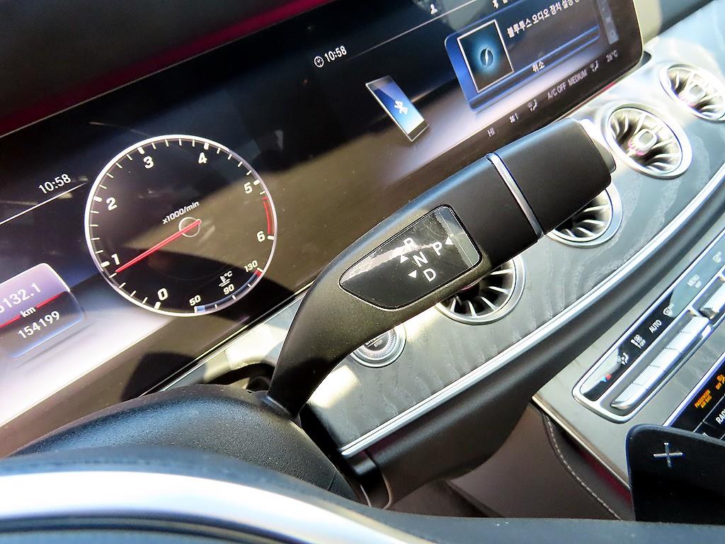 Mercedes Benz CLS Class - Vista 11