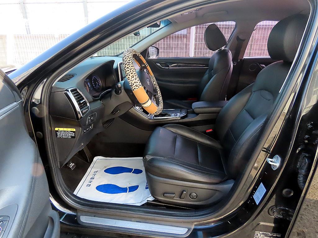 HYUNDAI Grandeur - Vista 5