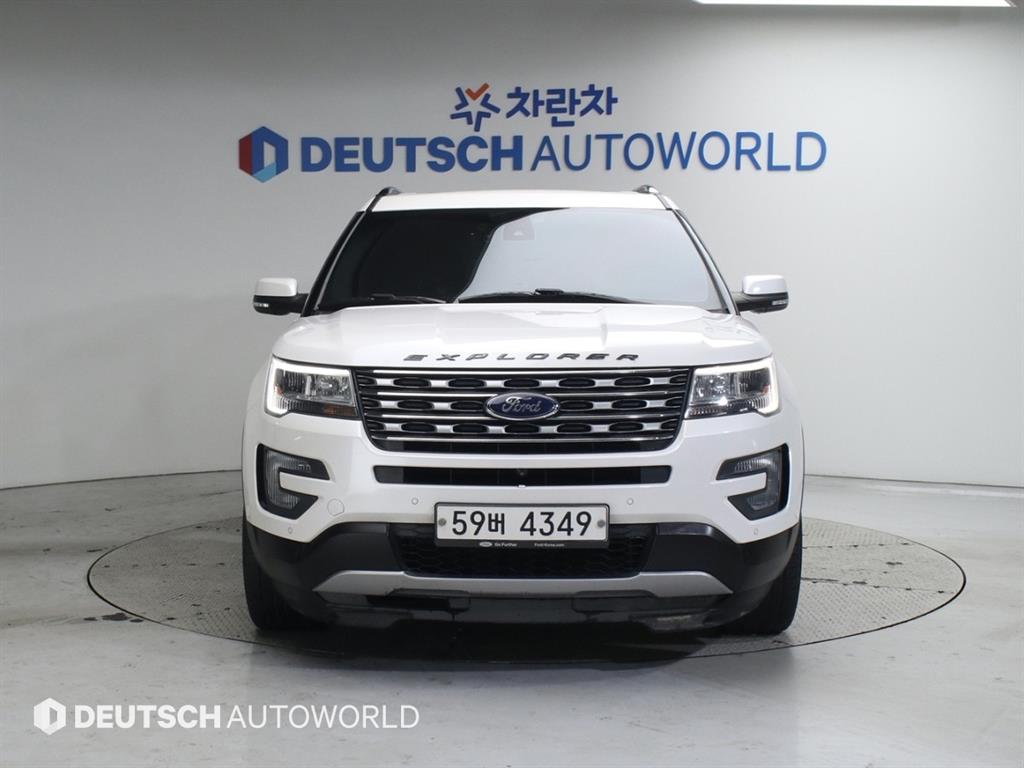 Ford Explorer - Vista 3