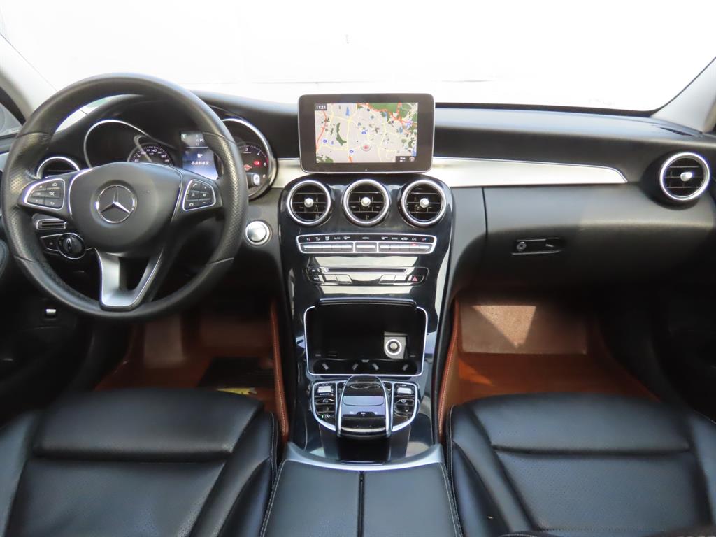 Mercedes Benz C Class 2017 Blanco - Importación desde Corea - HF Imports Iquique - Foto 7