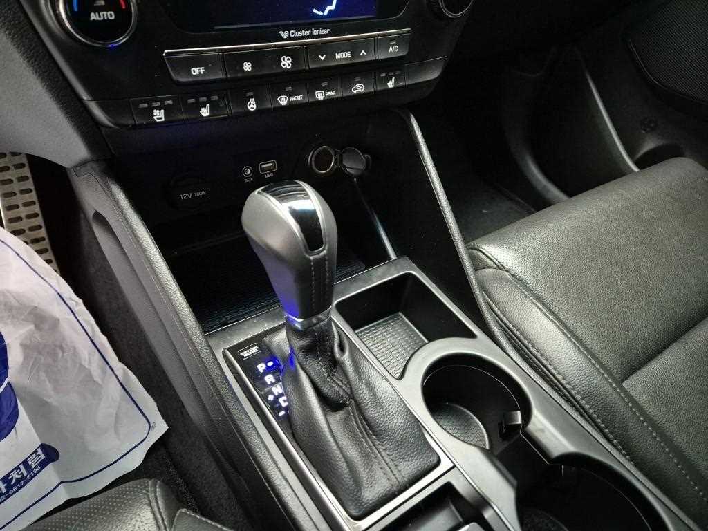 HYUNDAI Tucson - Vista 8