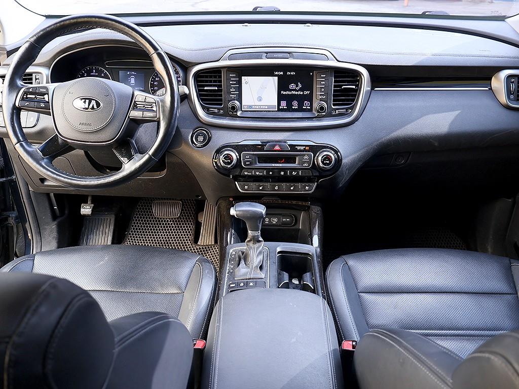 KIA Sorento - Vista 9