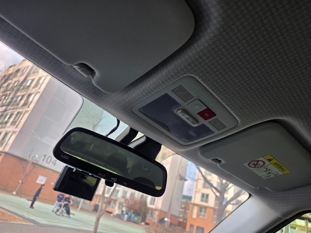 HYUNDAI Casper - Vista 12