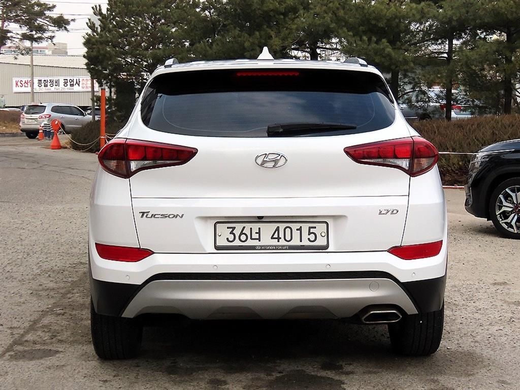 HYUNDAI Tucson - Vista 4
