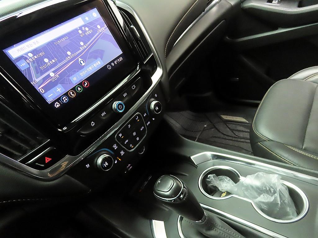 Chevrolet Travers - Vista 10