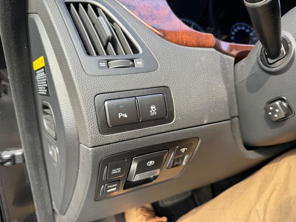 HYUNDAI Equus 2010 Negro - Importación desde Corea - HF Imports Iquique - Foto 13