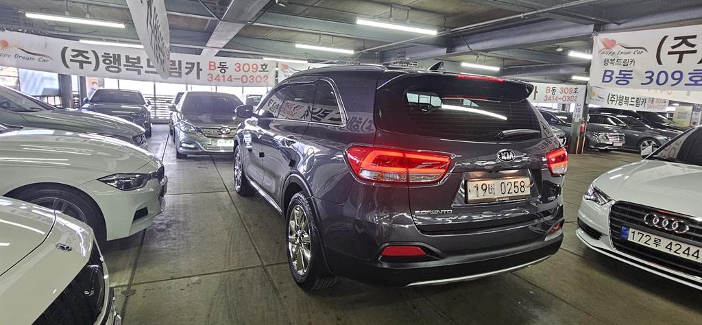 KIA Sorento - Vista 3