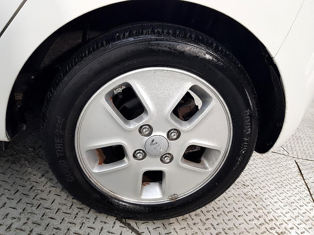 KIA Ray 2016 Blanco - Importación desde Corea - HF Imports Iquique - Foto 20