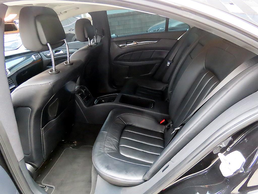 Mercedes Benz CLS Class - Vista 6