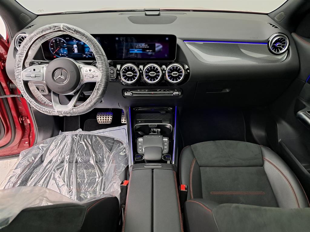 Mercedes Benz GLA Class - Vista 11