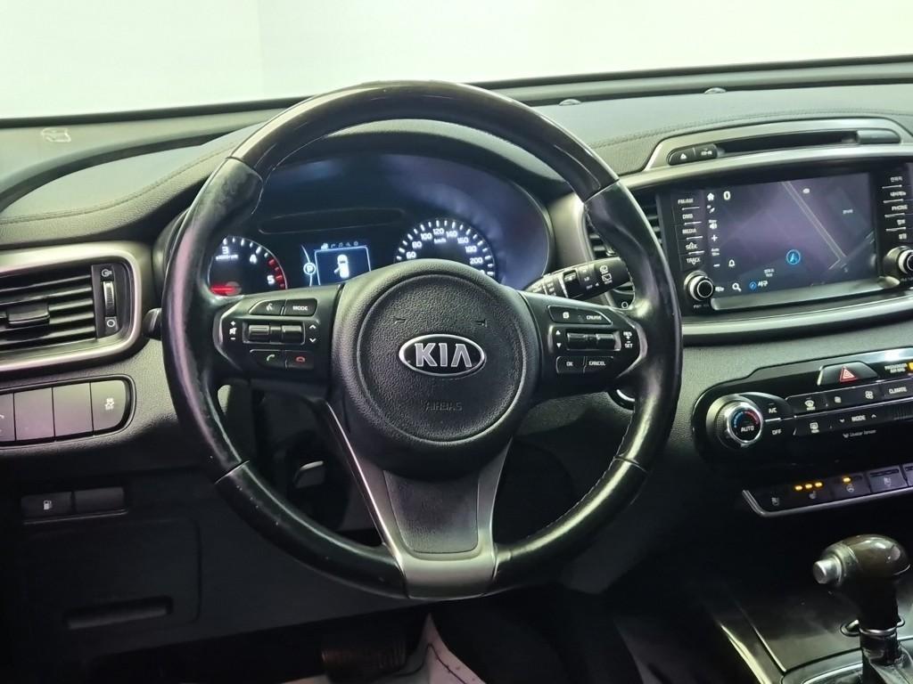 KIA Sorento - Vista 9