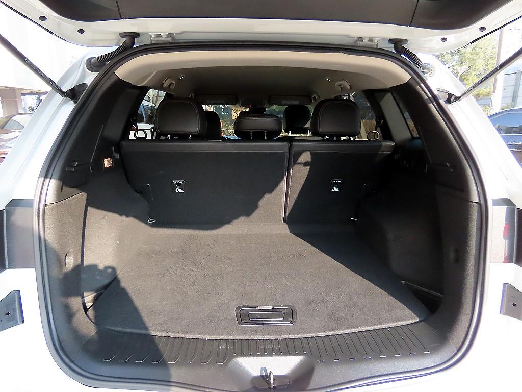 SAMSUNG QM6 2018 Blanco - Importación desde Corea - HF Imports Iquique - Foto 18