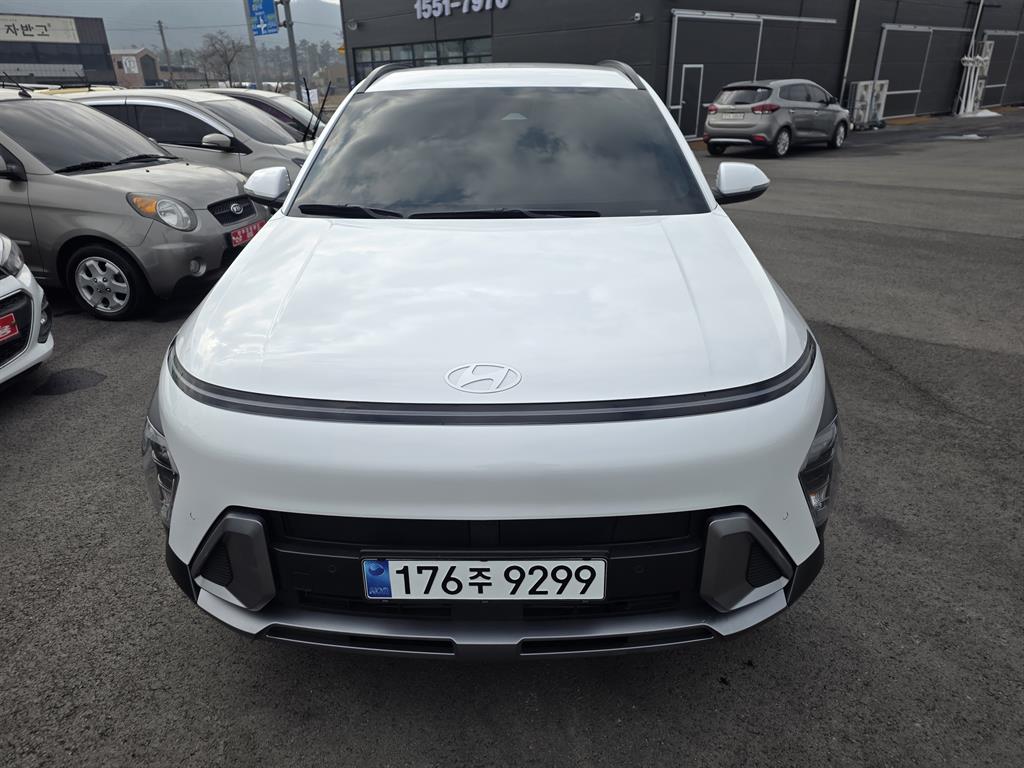 HYUNDAI Kona - Vista 3