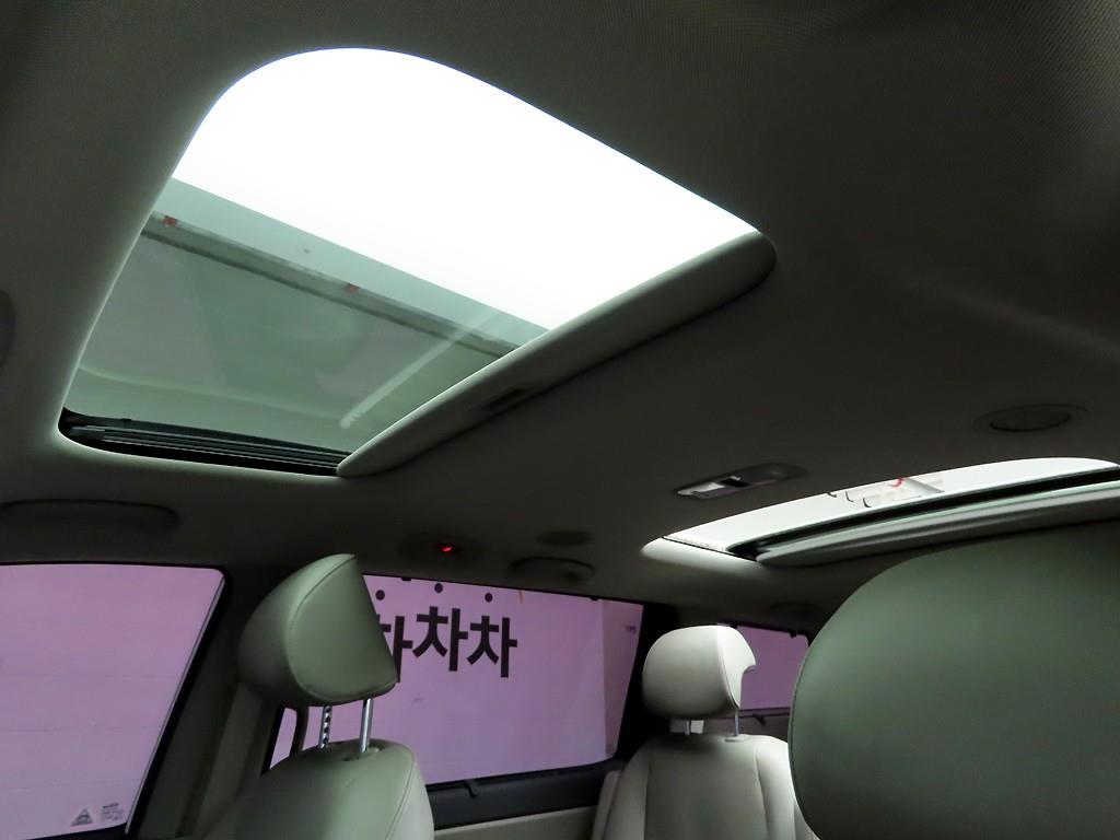 KIA Carnival 2018 Blanco - Importación desde Corea - HF Imports Iquique - Foto 16