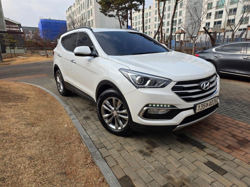 HYUNDAI Santa Fe - Vista 2