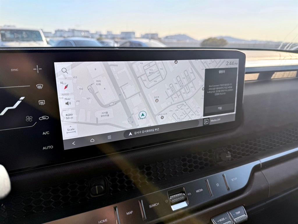 KIA Tasman - Vista 11