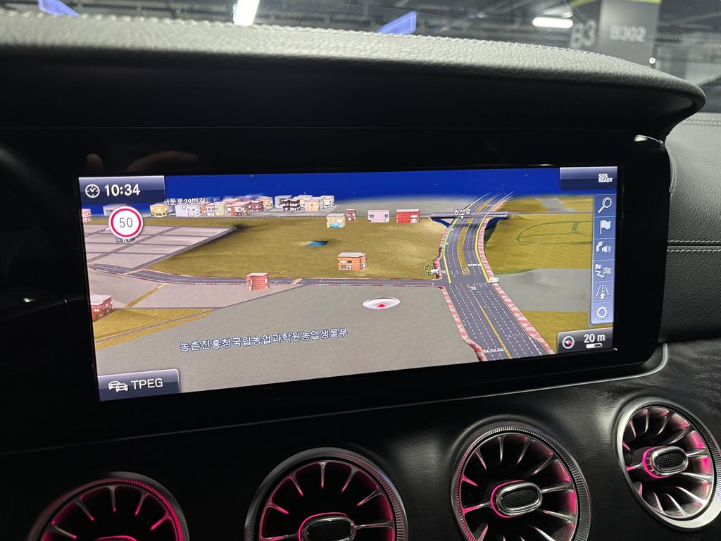 Mercedes Benz E class - Vista 11