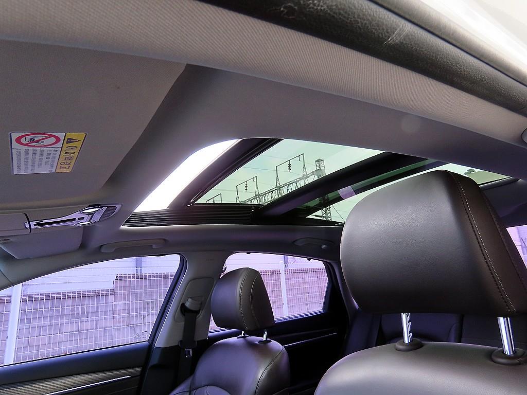 HYUNDAI Grandeur 2018 Blanco - Importación desde Corea - HF Imports Iquique - Foto 17