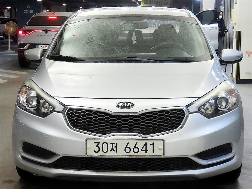 KIA K3 - Vista 2