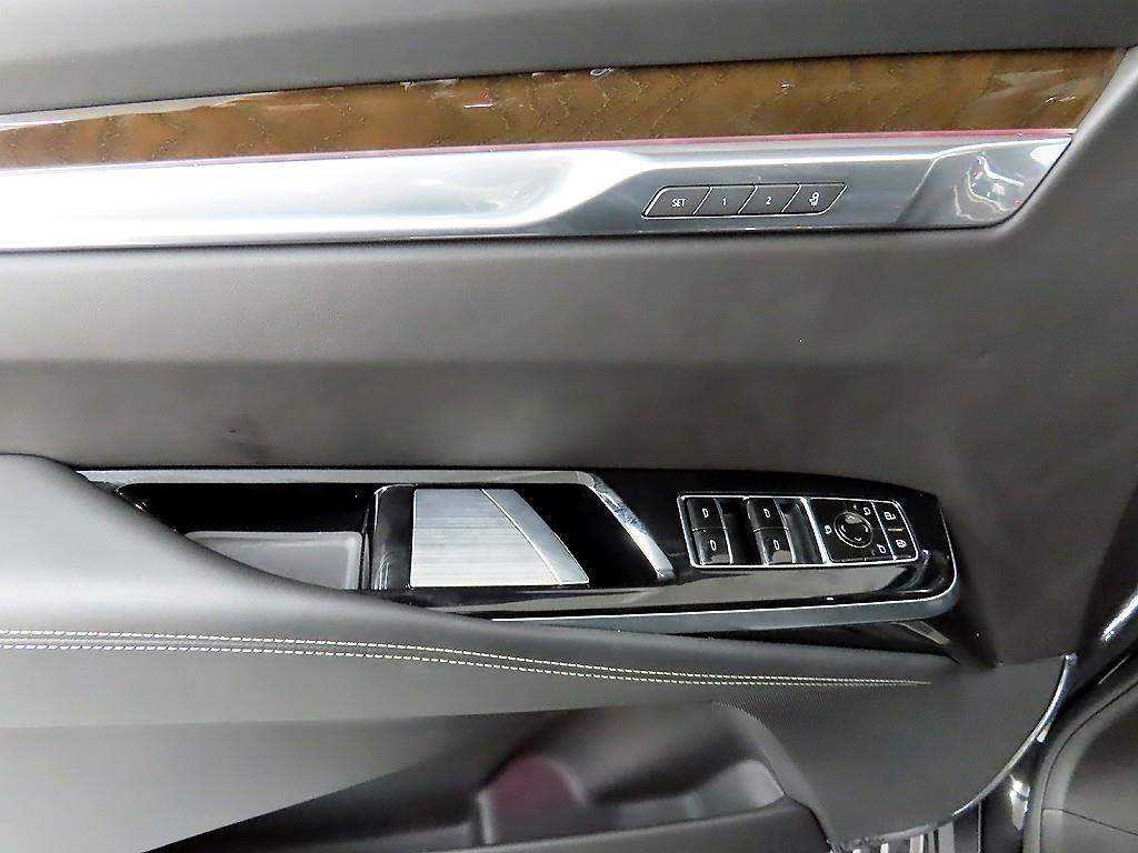 Cadillac Escalade - Vista 11