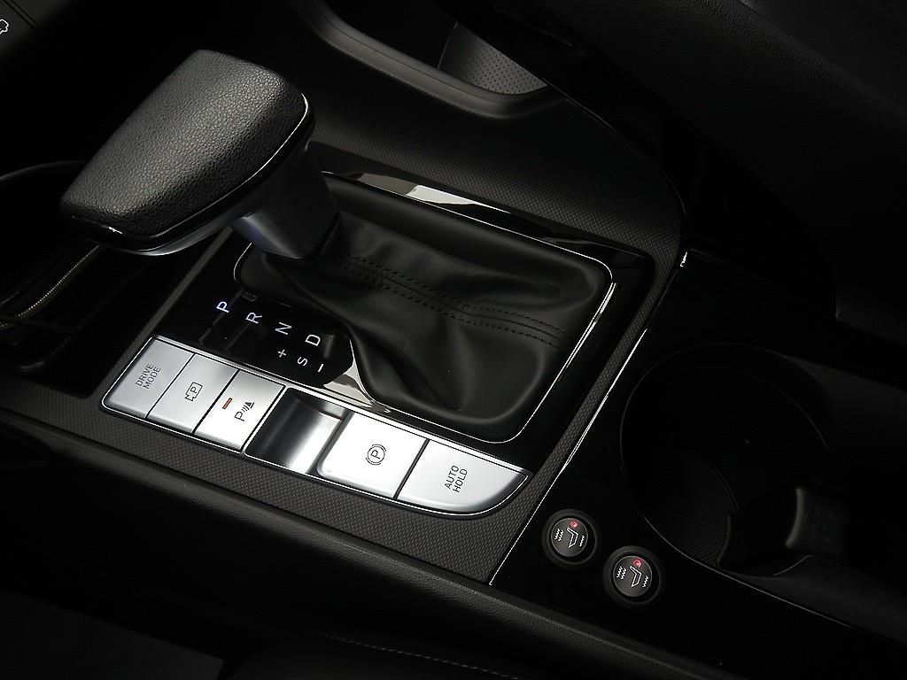 HYUNDAI Avante - Vista 12