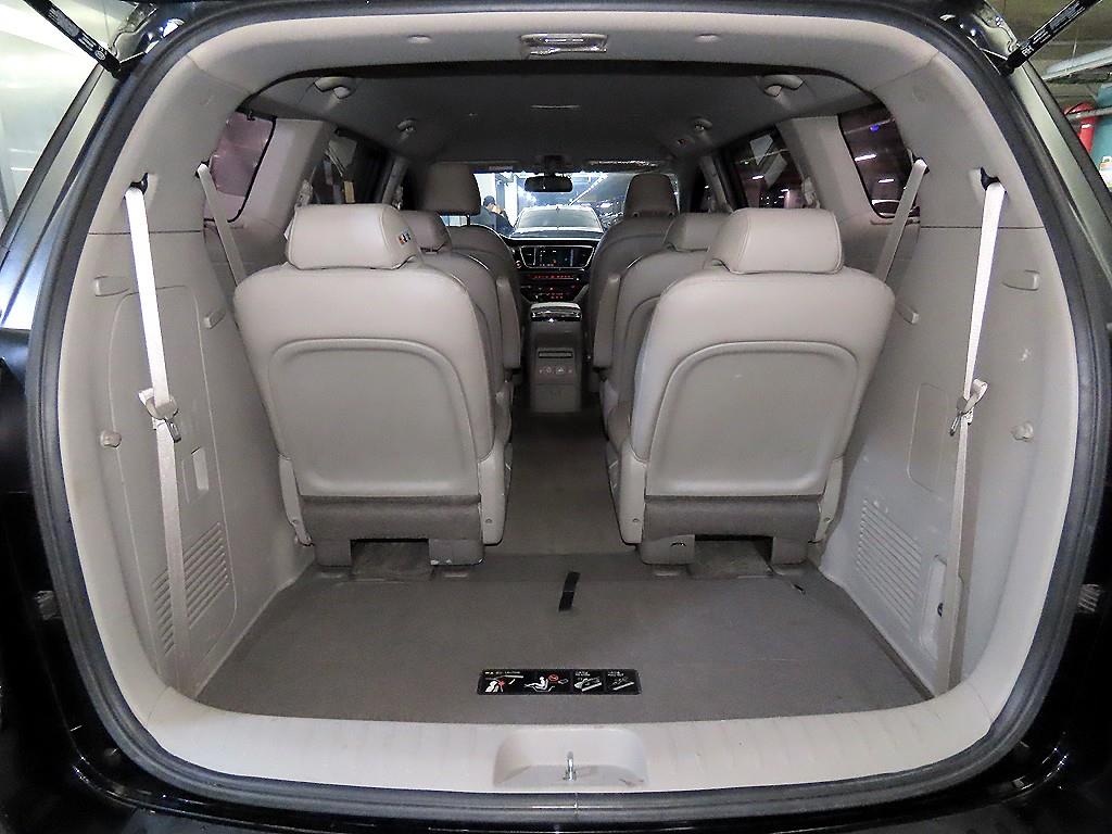 KIA Carnival 2015 Negro - Importación desde Corea - HF Imports Iquique - Foto 17