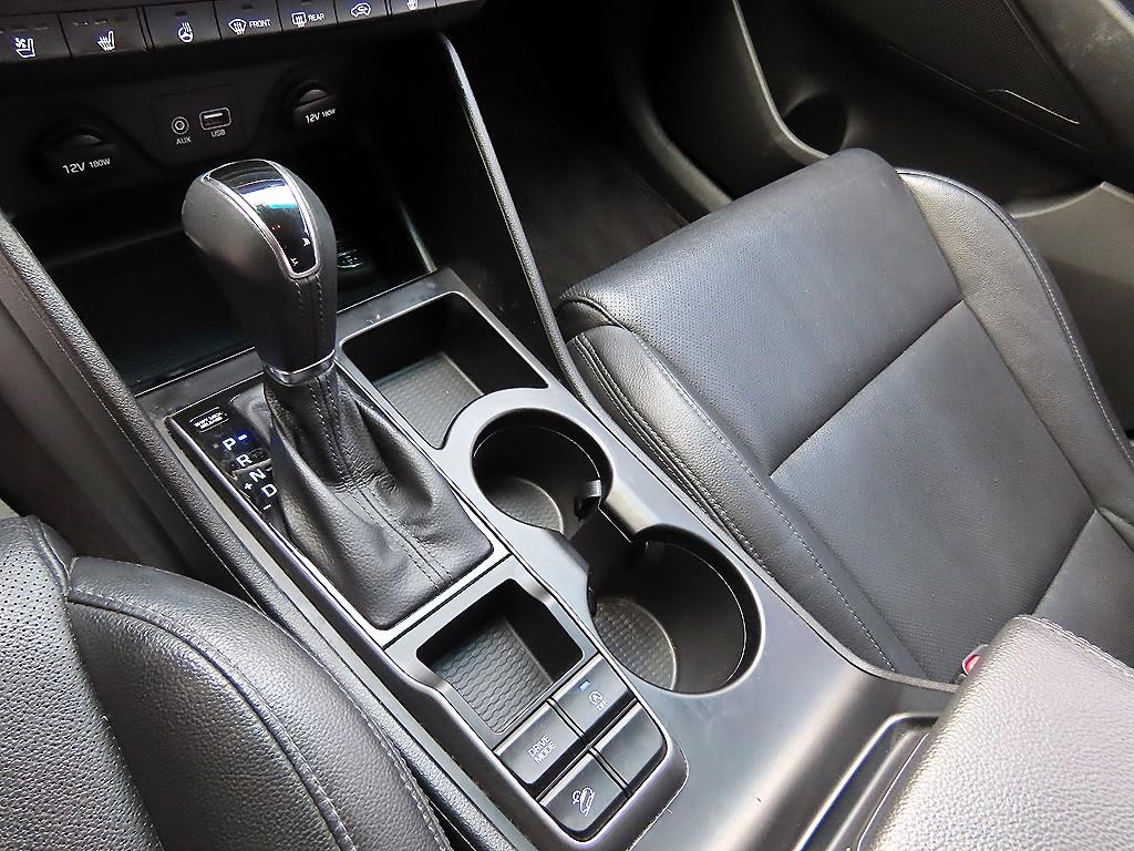 HYUNDAI Tucson - Vista 10