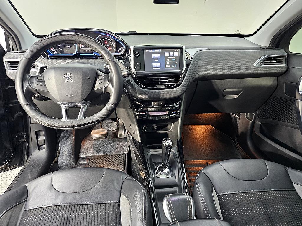 Peugeot 2008 - Vista 5