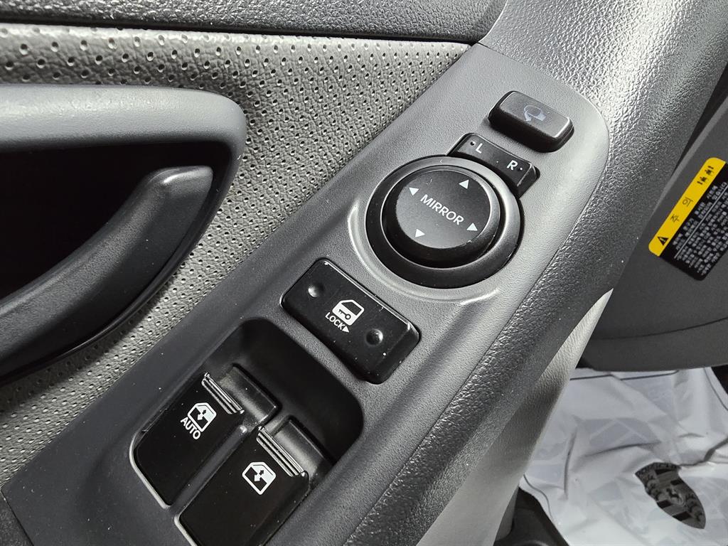 HYUNDAI Starex - Vista 7