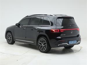 Mercedes Benz EQB - Vista 8