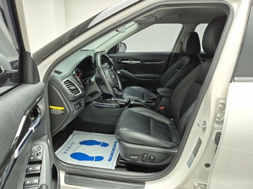 KIA Seltos - Vista 11