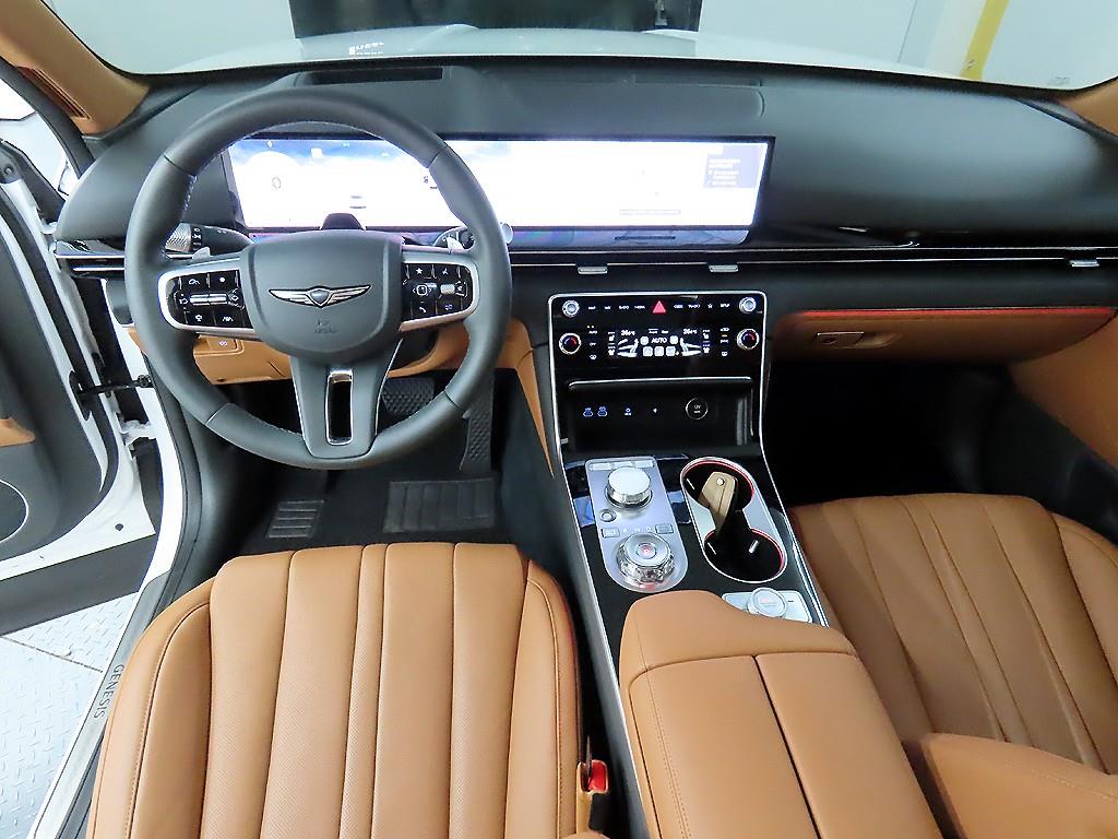 Genesis GV80 - Vista 7