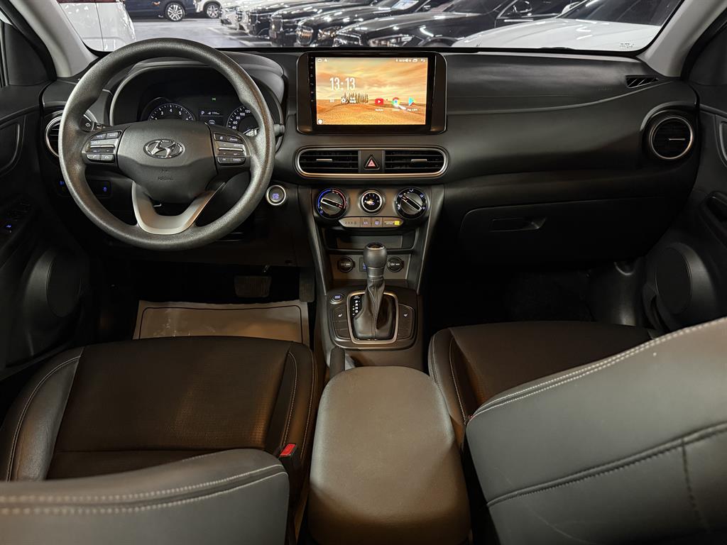 HYUNDAI Kona - Vista 7